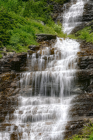 Glacier Waterfalls 1 det WWI